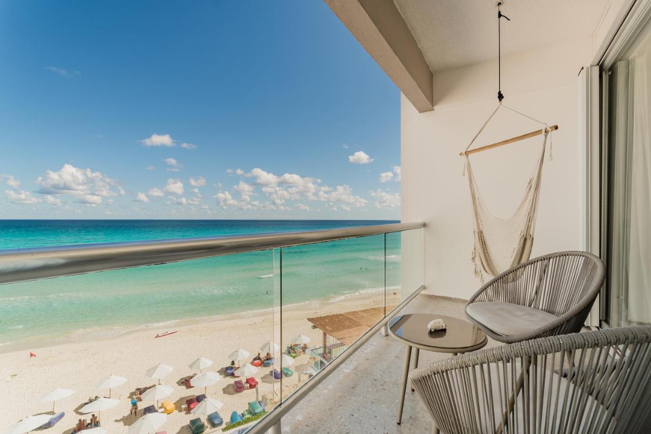 *Turquoise Escape- Beachfront Studio By Casa Paraiso* Cancún Exterior foto